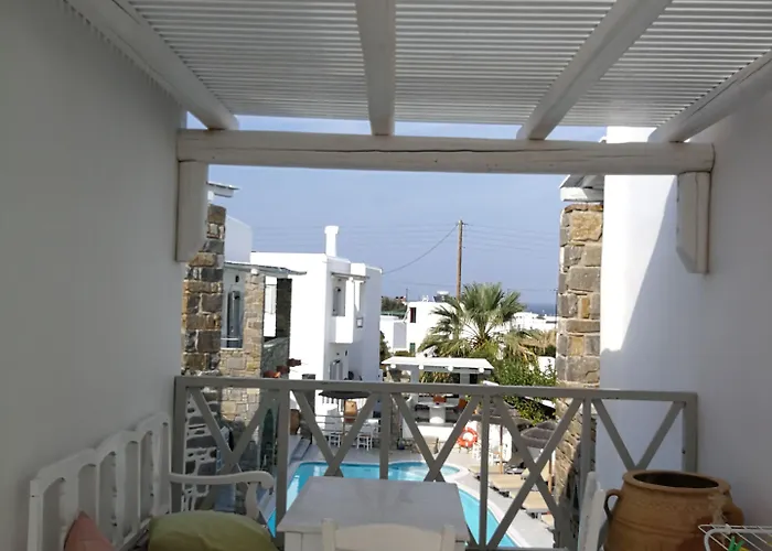 Zefi & Hotel Náoussa