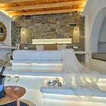 Zefi Hotel&suites Hotel 4*