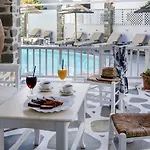 Zefi Hotel&suites 4*