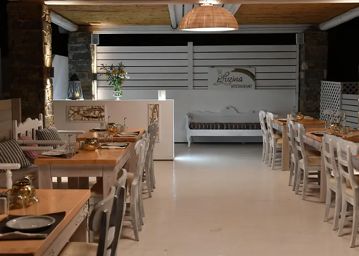 Zefi & Naousa (Paros)