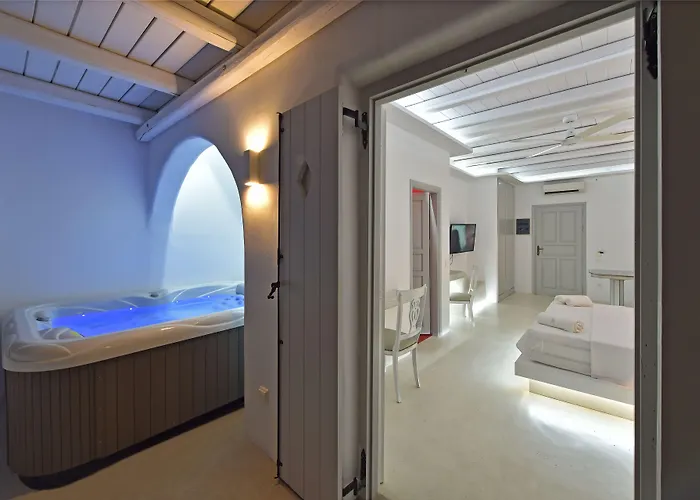 Zefi Hotel&suites Naousa