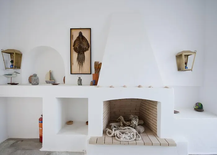 Zefi & Hotel Naousa (Paros)